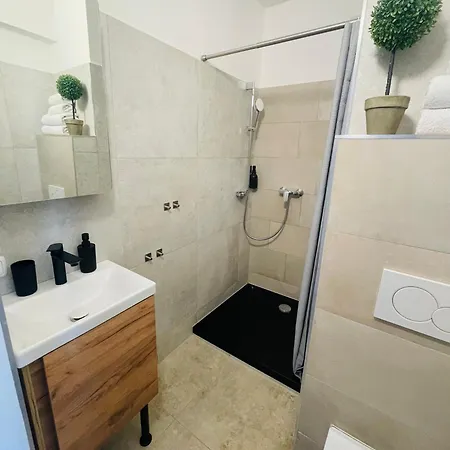 Kueken Linz-landstrasse Apartment *